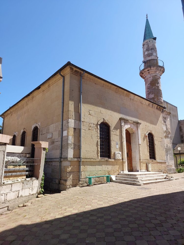 ترميم جامع هونكار برومانيا