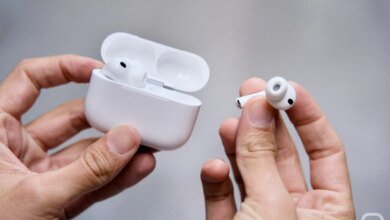 سماعات AirPods بكاميرات