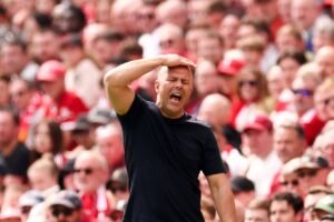 أزمة مدرب ليفربول