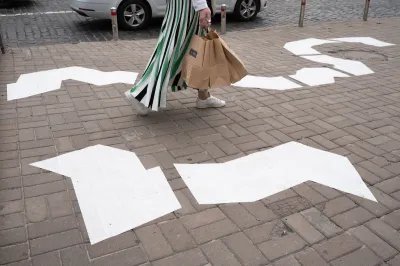الفن الرقمي يقتحم قمة SXSW لندن: 5 فنانين يعيدون صياغة الهوية عبر الذكاء الاصطناعي 1 تكنولوجيا وفنون في لندن