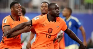 برايان بروبي هدف مانشستر يونايتد