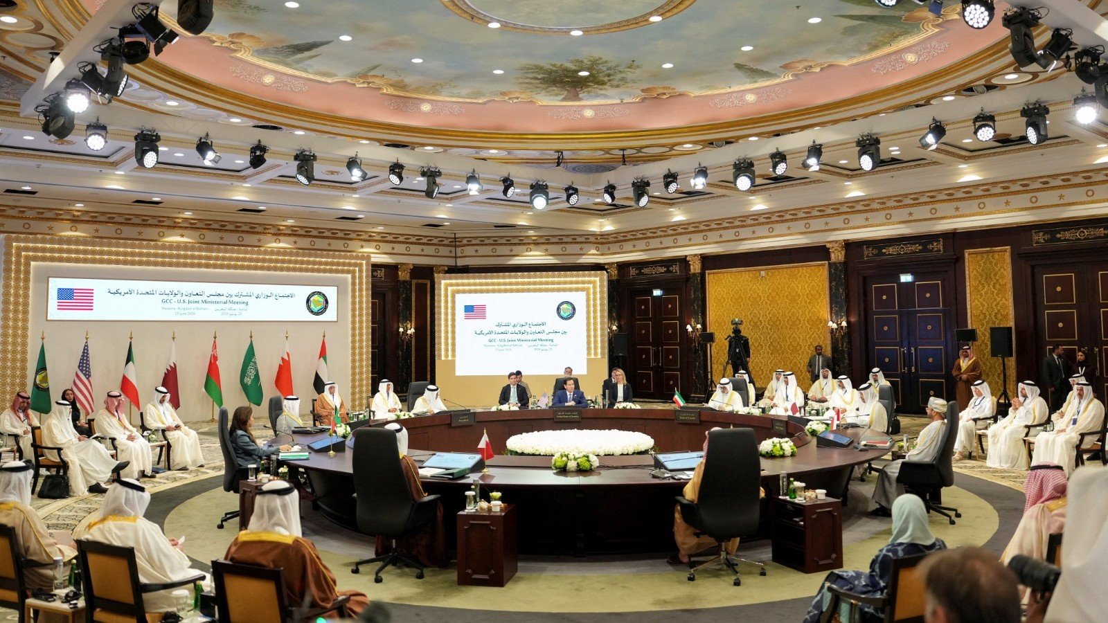 شروط واشنطن والخليج لإيران