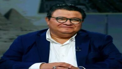 خالد جلال يطبق العقيدة العسكرية في المسرح: «العرق في التدريب يوفر الدم في اللوكيشن» 17 خالد جلال ومدرسة الصدمة