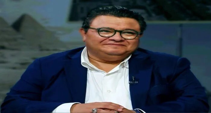 خالد جلال يطبق العقيدة العسكرية في المسرح: «العرق في التدريب يوفر الدم في اللوكيشن» 1 خالد جلال ومدرسة الصدمة