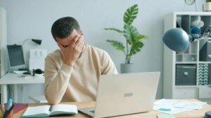 أزمة الأجور والذكاء الاصطناعي