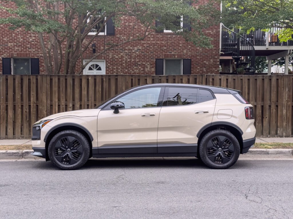 Volvo EX30 in profile.