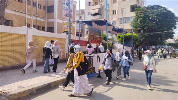 إجراءات لجان الثانوية