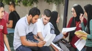 أزمة "الوقت والتركيز" تلاحق طلاب الفيزياء في الثانوية العامة.. والتاريخ يمنح الأدبي استراحة محارب 5 امتحانات الفيزياء والتاريخ للثانوية العامة