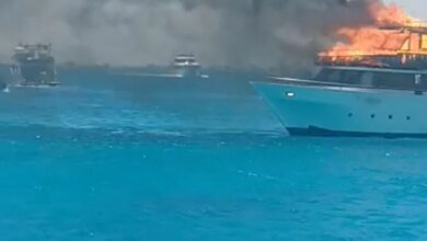 شهامة بحارة الغردقة تحول دون كارثة فوق مياه الجفتون 4 حريق لنش الغردقة