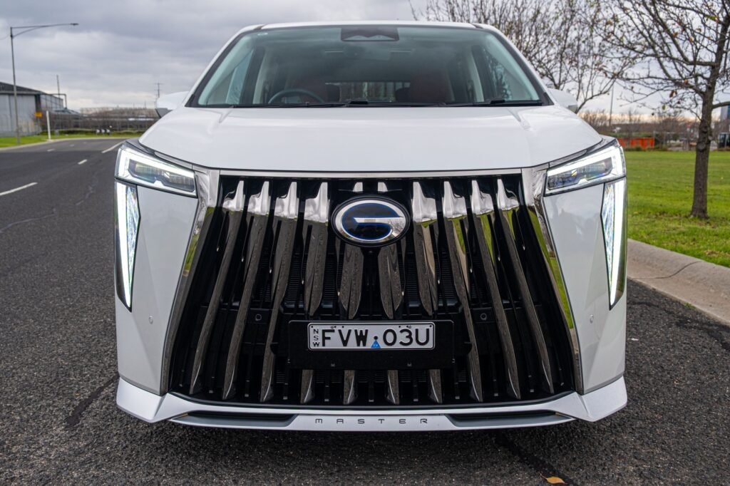  GAC’s M8 Minivan Costs Less Than Half A Lexus LM 500h, But Nothing About It Feels Halved