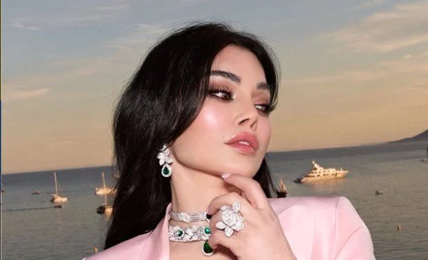 كواليس مشروع مؤجل يجمع هيفاء وهبي وسانت ليفانت في أغنية بحبك 1 هيفاء وهبي وسانت ليفانت