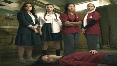 لماذا تراهن منصة شاهد على اختفاء طالبة داخل مدرسة للبنات في مسلسل تحت السن؟ 17 مسلسل تحت السن