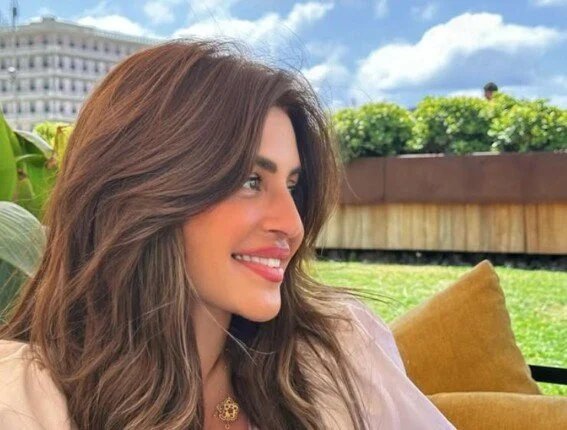 منة فضالي تقترب من الاعتزال: صدمات عاطفية وزواج سري يهددان مسيرة بدأت مع يسرا 1 اعتزال منة فضالي