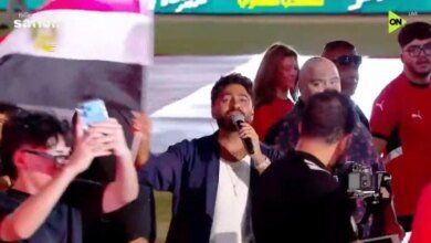 صرخة "حلوة يا بلدي" تشعل استاد القاهرة في ليلة تكريم أبطال المونديال 4 تامر حسني في استاد القاهرة