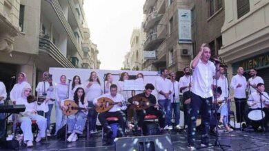 شارع النبي دانيال بالإسكندرية يتحول إلى مسرح مفتوح يكسر عزلة صالات العرض التقليدية 4 شارع الفن في الإسكندرية