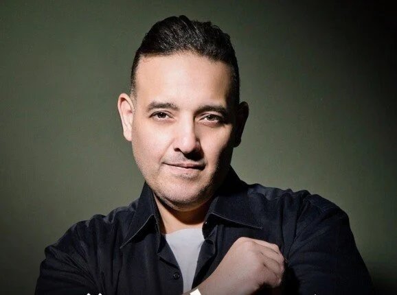شريف إسماعيل يفتتح مشروعاً إنتاجياً بـ "الكدب خيبة" الصعيدية 1 شريف إسماعيل والكدب خيبة