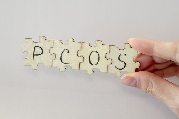 انقطاع الطمث لا ينهي معاناتهن.. المخاطر الصحية لمتلازمة PMOS تلاحق النساء مدى الحياة 1 أعراض متلازمة PMOS بعد انقطاع الطمث