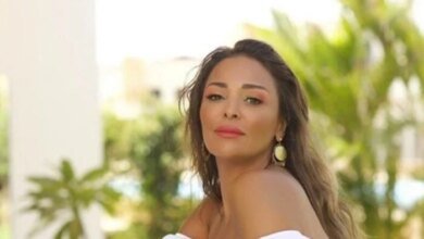 بين غياب الشاشة وتأجيل استراحة محارب.. كيف تحافظ داليا البحيري على حضورها؟ 1 إطلالة داليا البحيري