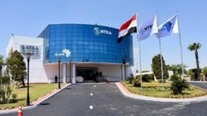 أزمة خطوط المحمول بمصر