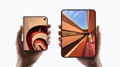 Apple CEO Ternus Unveils Foldable iPhone Duo