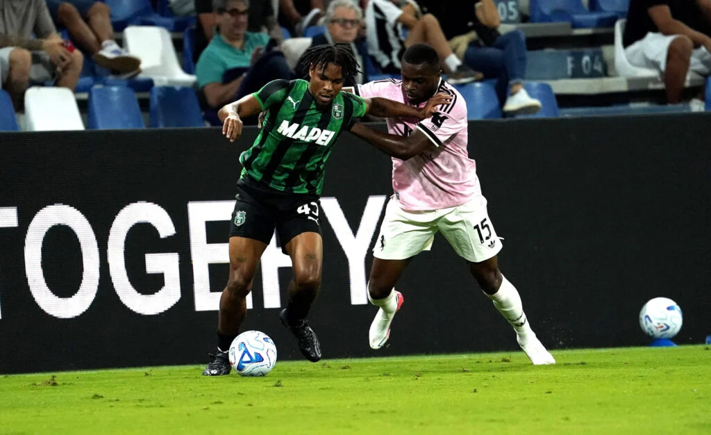 Manchester United’s Defensive Gamble Collides With Juventus’ Kalulu Stand