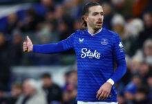 Grealish starts for Everton