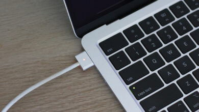 Apple MagSafe charging