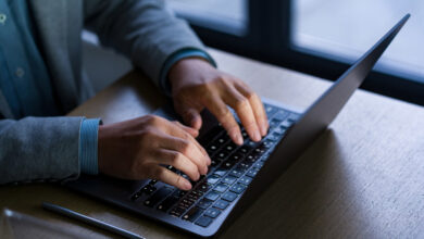 Securely wipe an old laptop