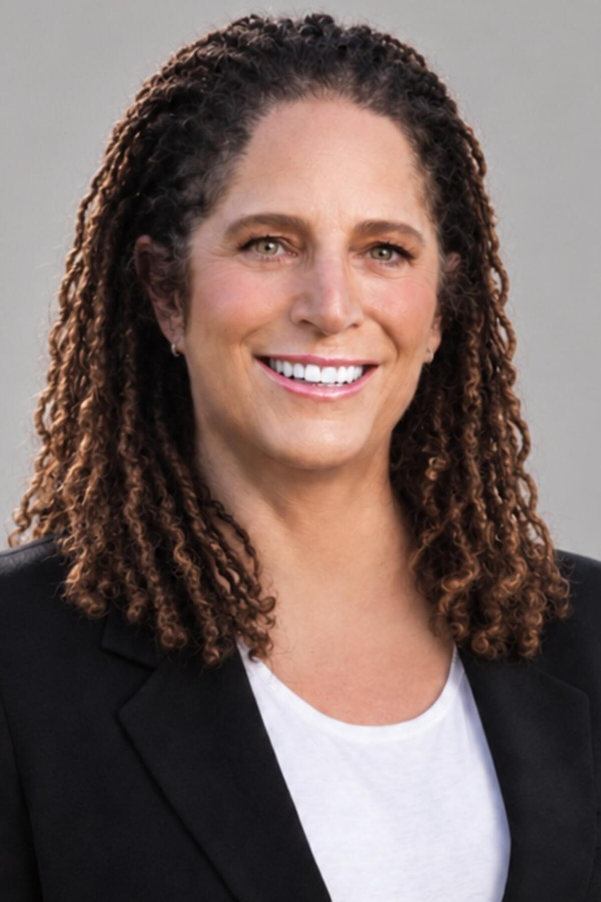 Tonia Arey is running for the Los Angeles Community College Board of Trustees Seat 6.
