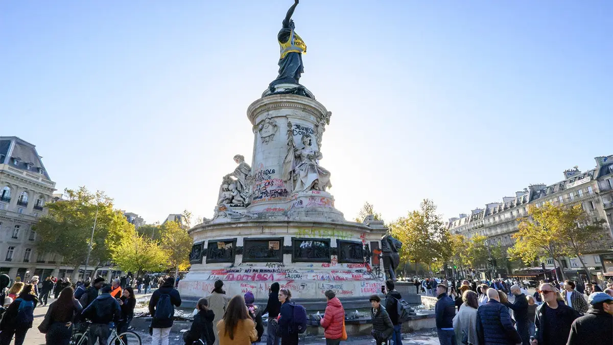 Aftermath of October 17 protests at Place de la Republique