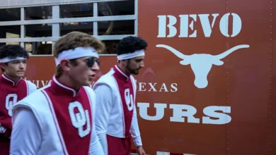 Red River Rivalry Kickoff Delayed by Missing Pylons