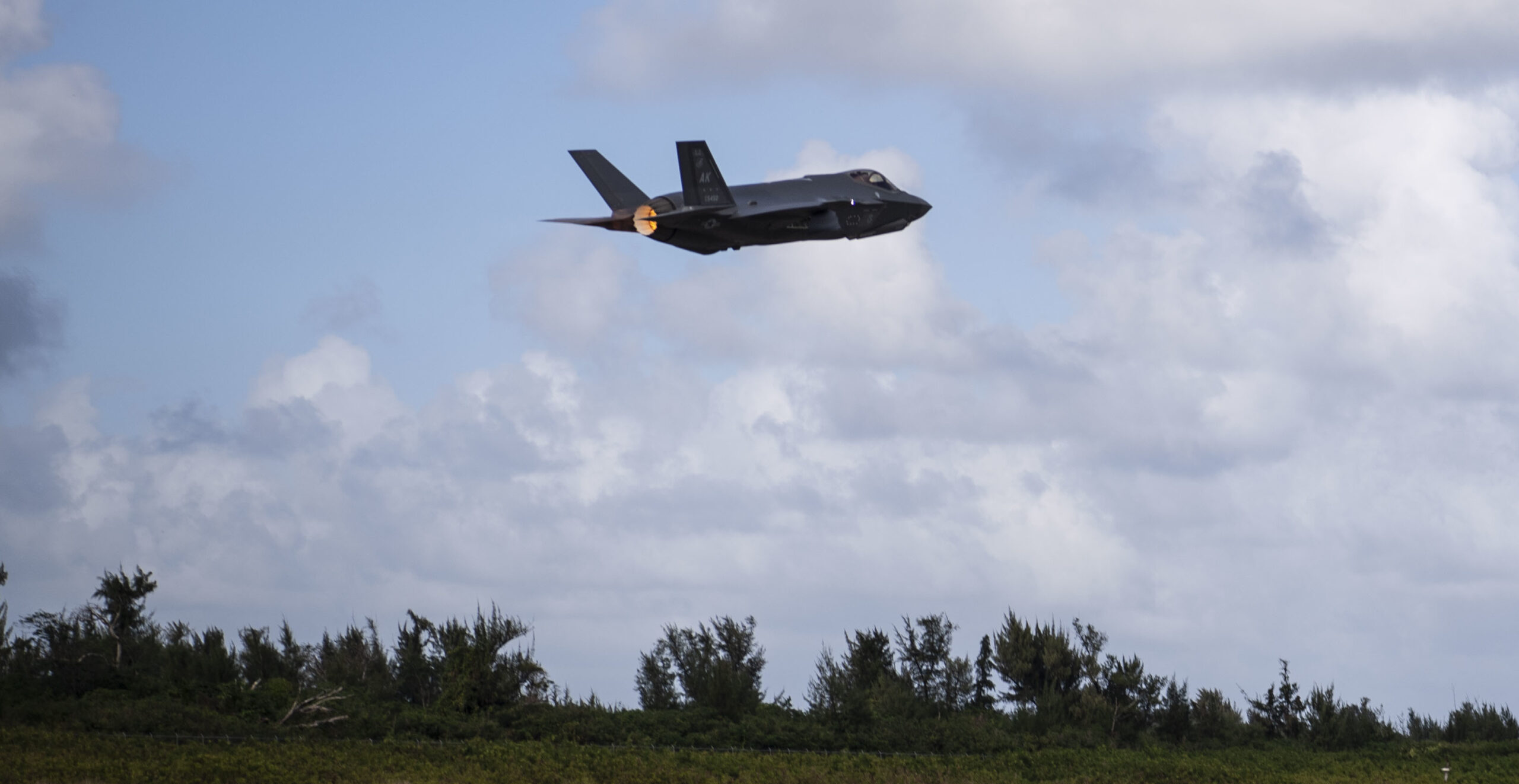 F-35A Lightning IIs on the flight line