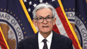 Hassett Calls for Powell Fed Exit
