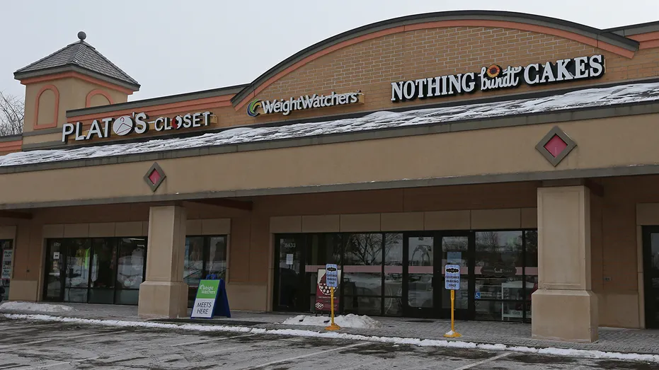 Nothing Bundt Cakes STORE