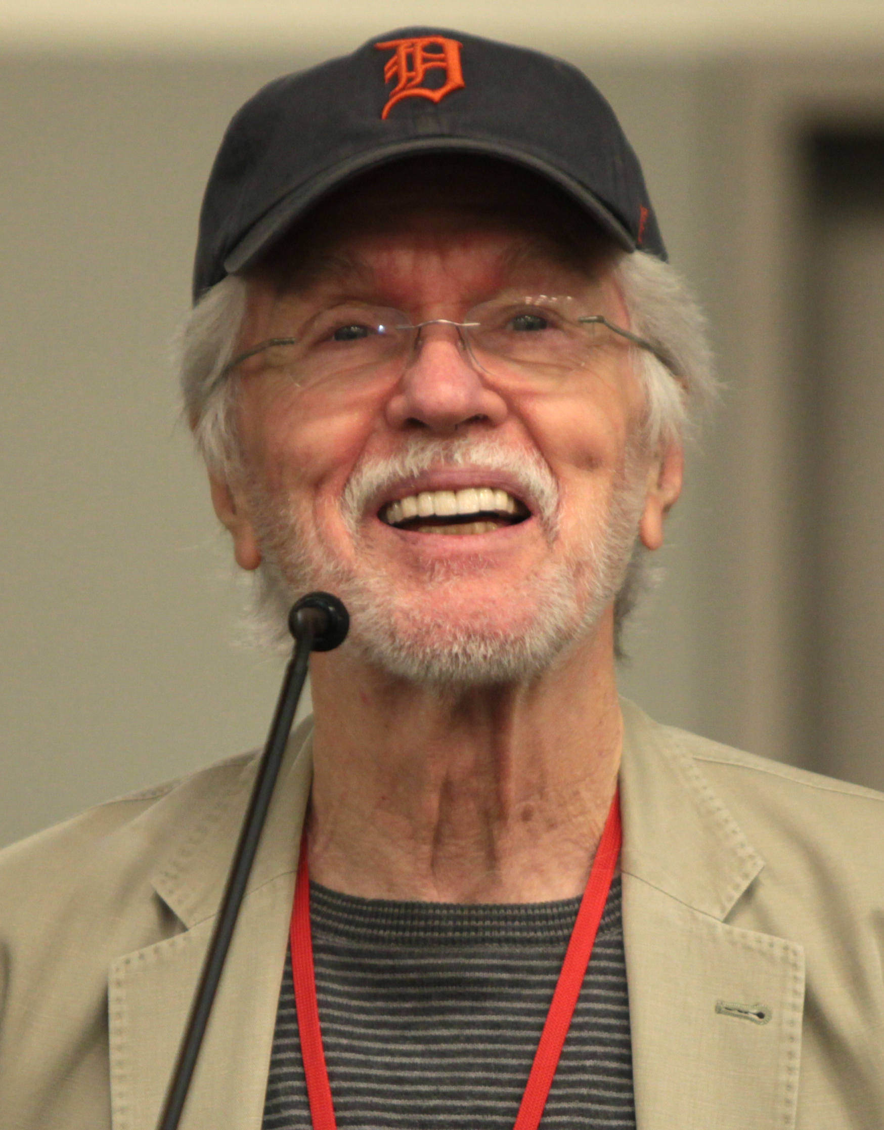 Tom Skerritt at a public appearance in 2014