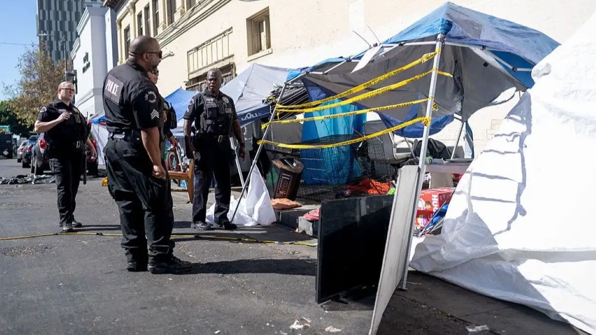 Police at Skid Row